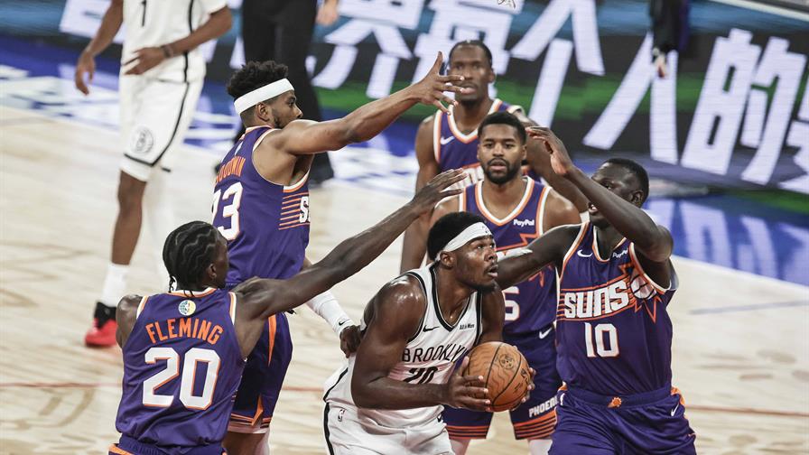 Los Phoenix Suns se llevan el partido en la prórroga ante los Brooklyn Nets en China Los Phoenix Suns se llevan el partido en la prórroga ante los Brooklyn Nets en China