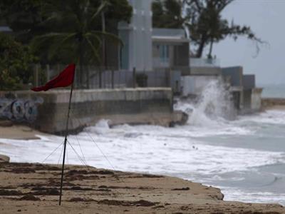 El oleaje de la tormenta Jerry afecta Puerto Rico