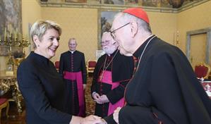 Secretario de Estado del Vaticano espera que el Nobel de la Paz a Machado ayude al país
