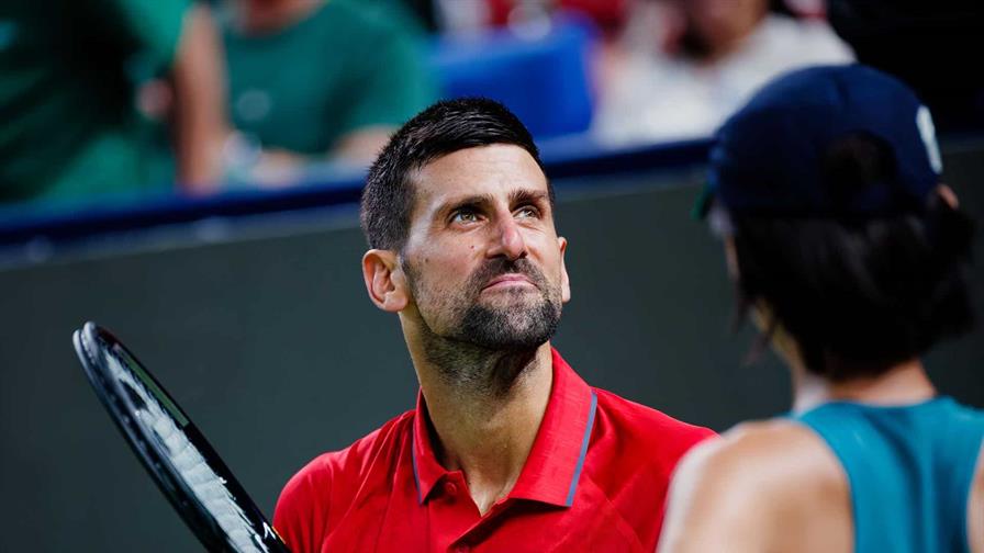 Novak Djokovic queda eliminado del Masters de Shangái Novak Djokovic queda eliminado del Masters de Shangái