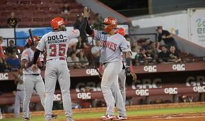 Martín Maldonado completa la nómina de refuerzos de los Leones del Escogido