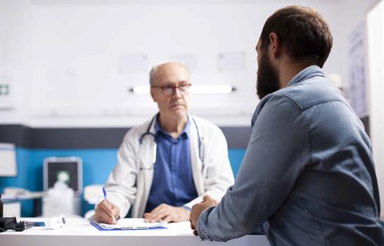 Los hombres hispanos tienen un 18% más de probabilidades de padecer cáncer