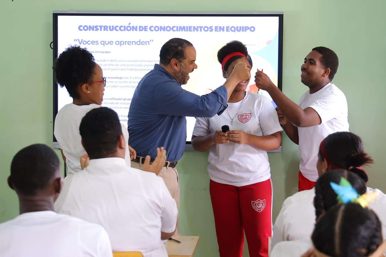 La ruta nacional Constitución Viva conecta a miles de jóvenes con sus derechos.