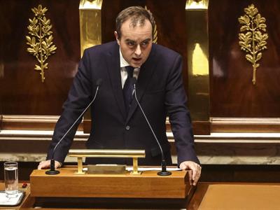 Sébastien Lecornu propone suspender reforma de las pensiones