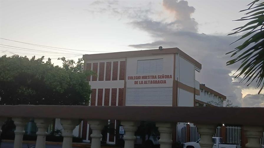 Casi dos meses sin clases en escuela de Higüey; Minerd promete solución Casi dos meses sin clases en escuela de Higüey; Minerd promete solución