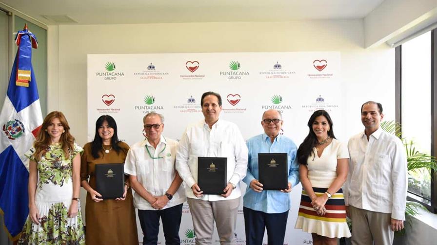 Grupo Puntacana y el Ministerio de Salud acuerdan promover la donación voluntaria de sangre Grupo Puntacana y el Ministerio de Salud acuerdan promover la donación voluntaria de sangre