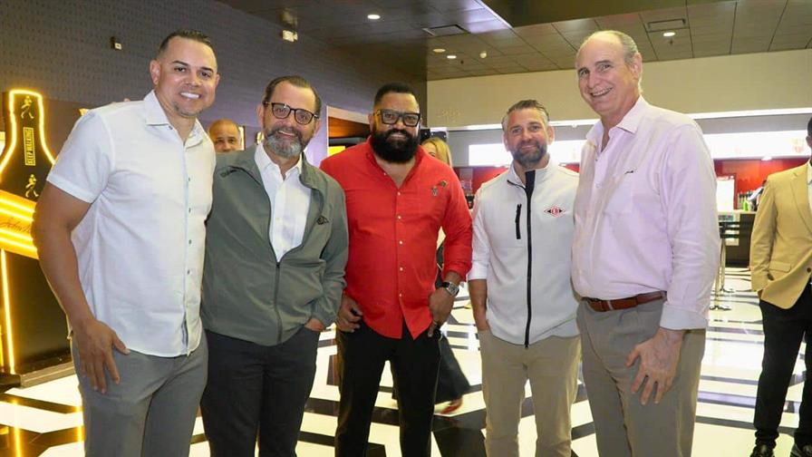 Leones dan bienvenida a nueva temporada con documental sobre corona 17 Leones dan bienvenida a nueva temporada con documental sobre corona 17