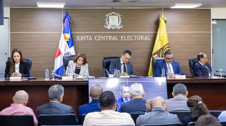 La JCE proh&iacute;be publicar encuestas para evitar promoci&oacute;n electoral anticipada