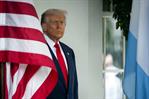 Trump amenaza con acabar con ayudas públicas si el cierre de Gobierno se alarga