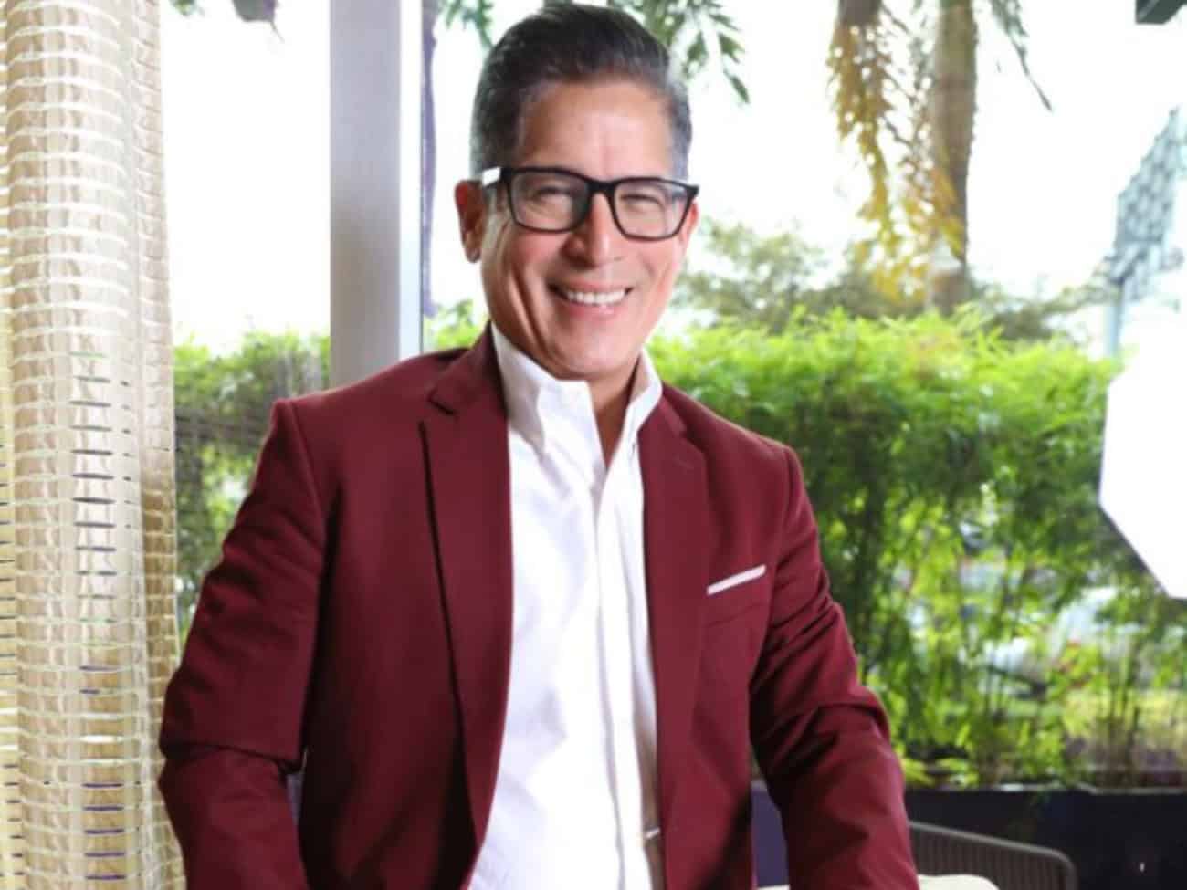 Iván Ruiz, lidera con el Show del Mediodía.