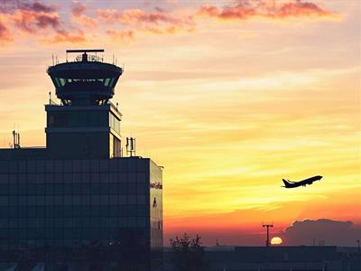 Cierre de Gobierno EE. UU.: Impacto en Aviación Civil