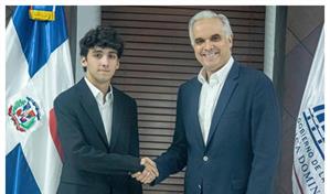 Estudiante de 17 años desarrolla portal web sobre la vida y obra del historiador Frank Moya Pons