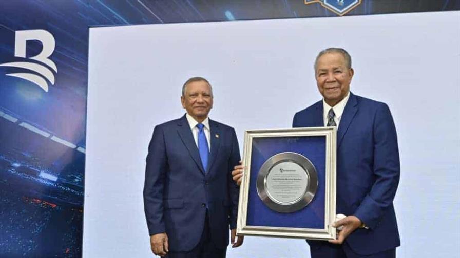 Impresionante el debut de Juan Marichal con el Escogido Impresionante el debut de Juan Marichal con el Escogido