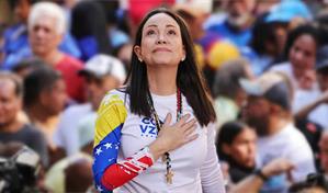 Mar&iacute;a Corina se fue en bote a Curazao y de ah&iacute; a Noruega