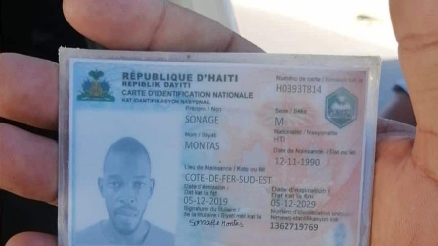 Haitiano muere tras lanzarse de un camión mientras era perseguido por agentes de Migración en Verón Haitiano muere tras lanzarse de un camión mientras era perseguido por agentes de Migración en Verón