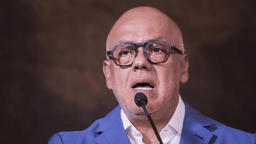 Venezuela dice que el despliegue de EEUU en el Caribe deja vía libre a narcotraficantes