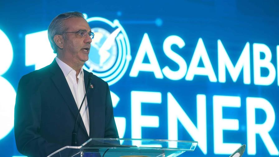 Abinader resalta en asamblea de la SIP que la libertad de prensa es el pilar de la democracia Abinader resalta en asamblea de la SIP que la libertad de prensa es el pilar de la democracia