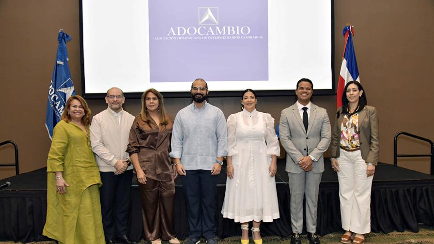 Adocambio y AOCRD realizan la conferencia “Confianza & seguimiento”
