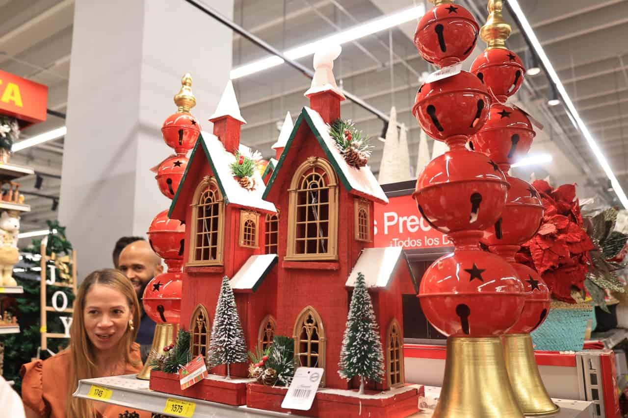 Artículos que evocan la Navidad Tradicional.