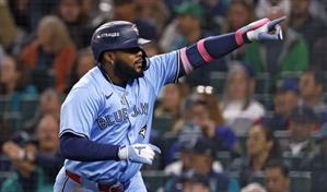 Video| Toronto explota con cinco cuadrangulares y vence a Seattle