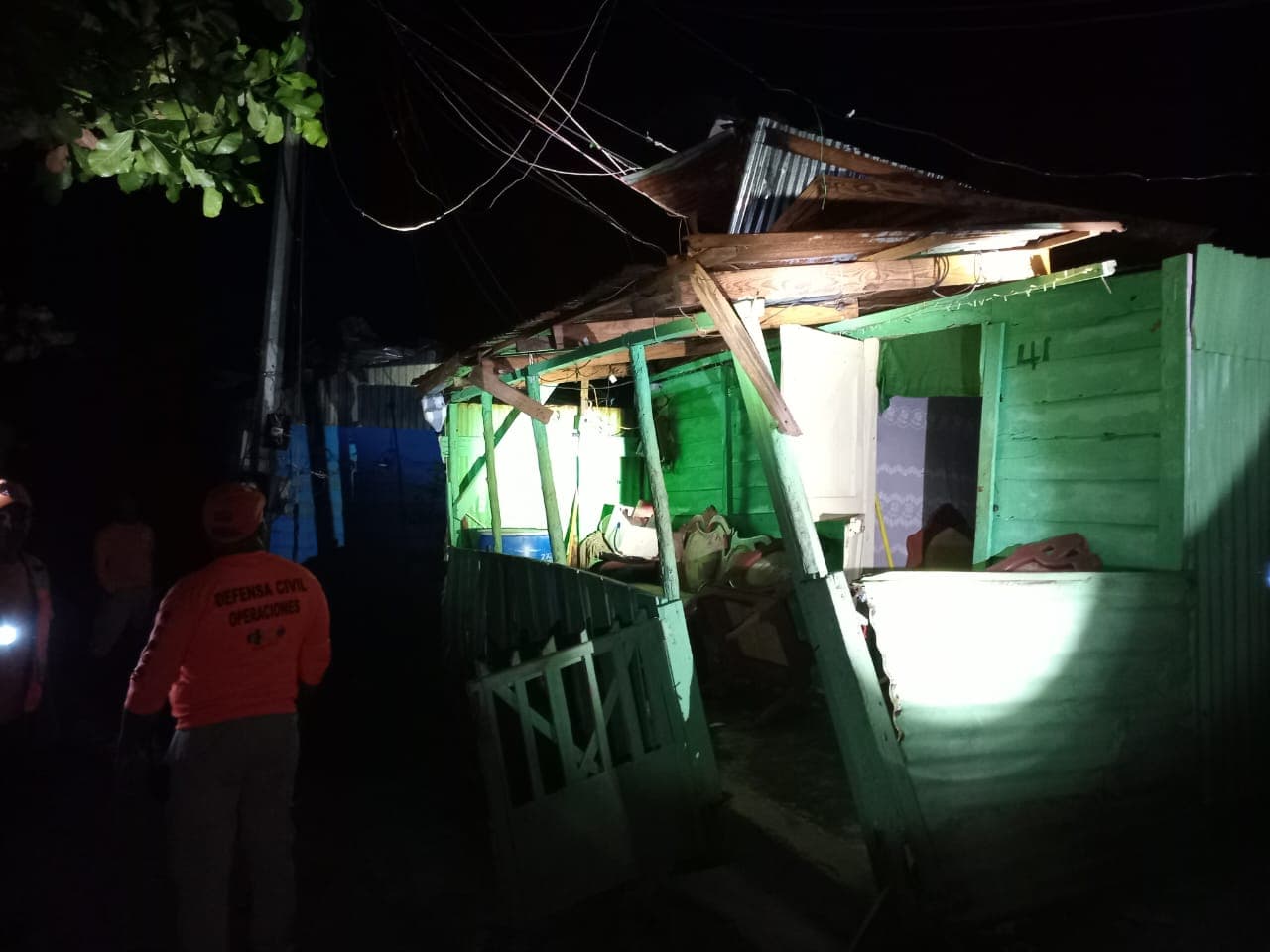 Fuerte ventarrón causa daños en 14 viviendas en Miches; deja 53 personas desplazadas 1 whatsapp image 2025 10 16 at 71312 am 0a73ab44