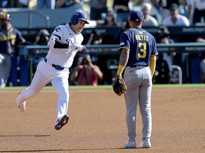 Dodgers vencen a Cerveceros y quedan a un paso de la Serie Mundial