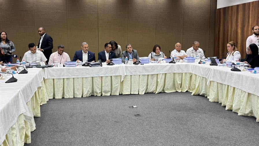 Legisladores deberán llevar propuestas de inversión para sus provincias en el Presupuesto 2026 Legisladores deberán llevar propuestas de inversión para sus provincias en el Presupuesto 2026