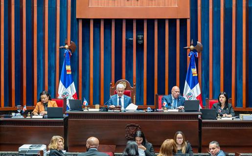 Desde el teletrabajo al acoso laboral: los principales cambios de la reforma aprobada por el Senado