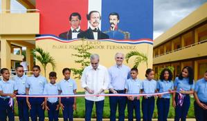 Abinader y el Minerd inaugura centro educativo en Sabana del Puerto tras más de diez años de espera