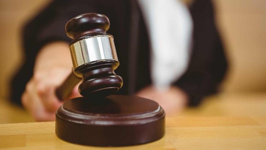 Reducen de 5 a poco más de año la prisión a hombre por robo en casa de la Diócesis de La Vega Reducen de 5 a poco más de año la prisión a hombre por robo en casa de la Diócesis de La Vega