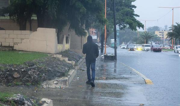 Pronostican aguaceros y tormentas eléctricas para este sábado por efectos de una vaguada