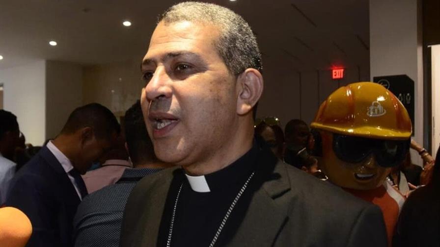 Monseñor Morel Diplán tras designación como arzobispo coadjutor: preocupado, contento y sorprendido Monseñor Morel Diplán tras designación como arzobispo coadjutor: preocupado, contento y sorprendido