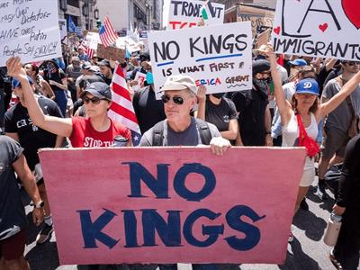 «No a los Reyes», protestas contra Trump en EE. UU.