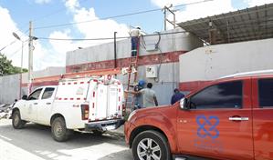 Edeeste detecta conexiones ilegales en varios establecimientos comerciales de Boca Chica