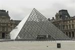La vergüenza alcanza al Louvre tras el robo de joyas reales