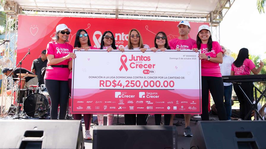 AFP Crecer y Seguros Crecer se movilizan contra el cáncer en carrera "Juntos para Crecer 5k y 10k AFP Crecer y Seguros Crecer se movilizan contra el cáncer en carrera "Juntos para Crecer 5k y 10k