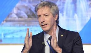 Argentina y EE. UU. firman acuerdo de estabilización cambiaria por 20,000 millones de dólares