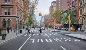 Más de 154,000 alumnos de Nueva York no tenían un hogar el curso pasado, según informe