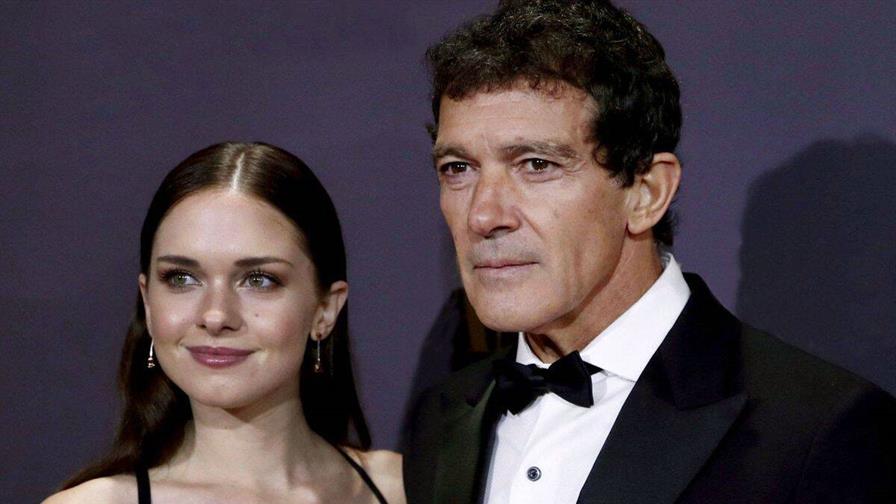 El emotivo mensaje que compartió Antonio Banderas tras la boda de su hija Stella El emotivo mensaje que compartió Antonio Banderas tras la boda de su hija Stella