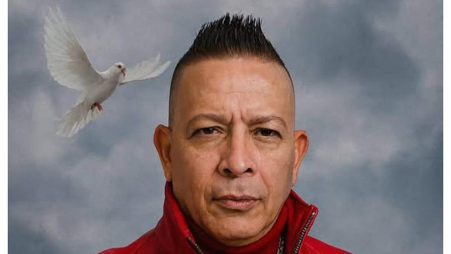 Fallece el bachatero Alex El Bizcochito en trágico accidente de tránsito Fallece el bachatero Alex El Bizcochito en trágico accidente de tránsito