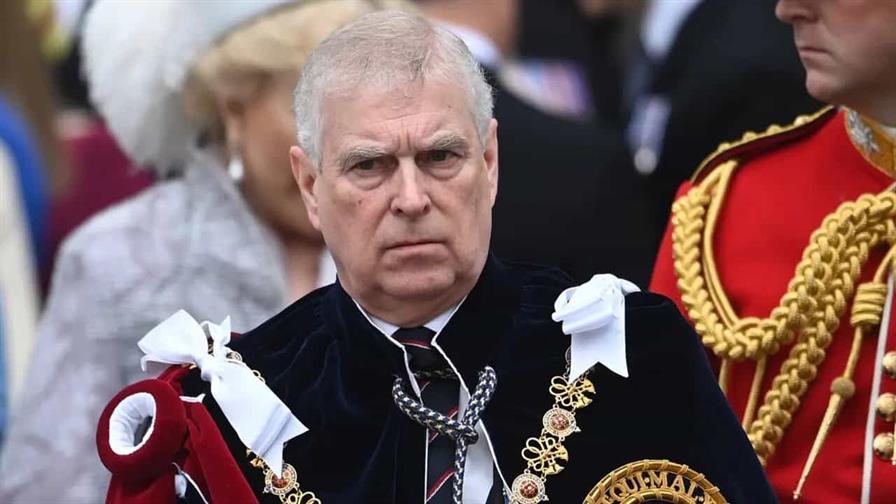 La caída del príncipe Andrés: 35 años de quebraderos de cabeza para la monarquía británica La caída del príncipe Andrés: 35 años de quebraderos de cabeza para la monarquía británica
