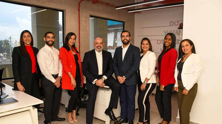 VCR celebra su 24 aniversario VCR celebra su 24 aniversario