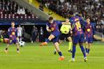Fest&iacute;n del Bar&ccedil;a ante el Olympiakos con un triplete de Ferm&iacute;n L&oacute;pez
