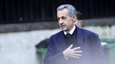 Sarkozy saldrá de la cárcel en libertad condicional tras pasar 20 días en prisión