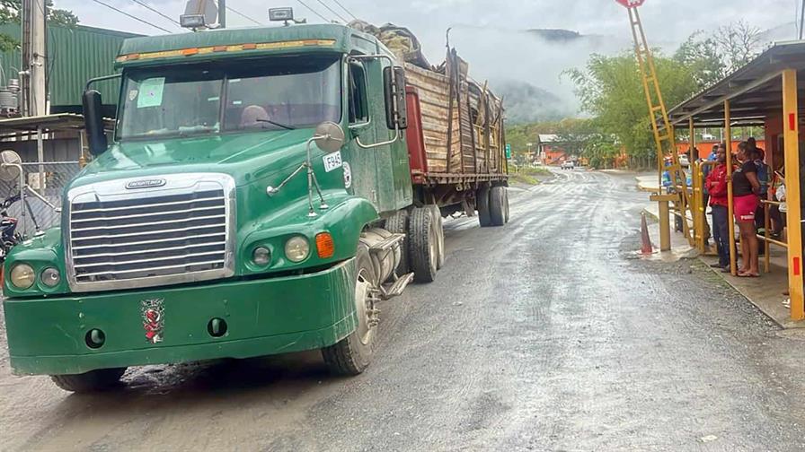Ochenta personas están atrapadas en la mina Cerro de Maimón