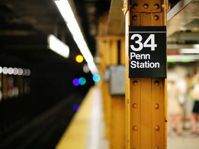 Retrasos en trenes por incendio cerca de Penn Station