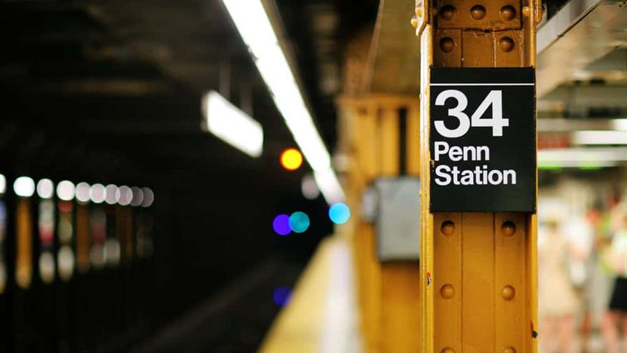 Trump propuso poner su nombre a aeropuerto en Washington y Penn Station en Nueva York