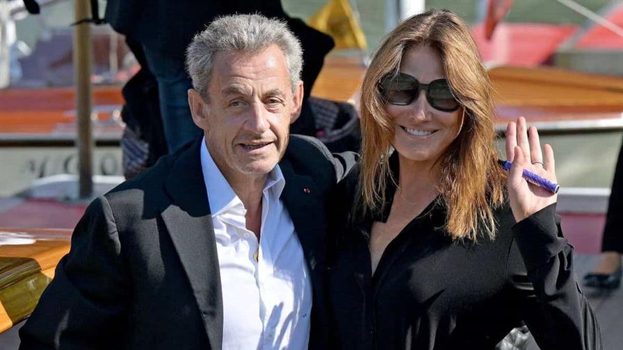 La emotiva carta de despedida de Carla Bruni a Nicolas Sarkozy antes de entrar en prisión La emotiva carta de despedida de Carla Bruni a Nicolas Sarkozy antes de entrar en prisión