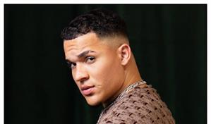 Ebenezer Guerra anuncia que participará en los Premios Billboard de la Música Latina 2025