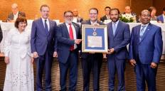 Comerciantes reconocen a Yayo Sanz Lovatón como el  "Servidor Público 2025"